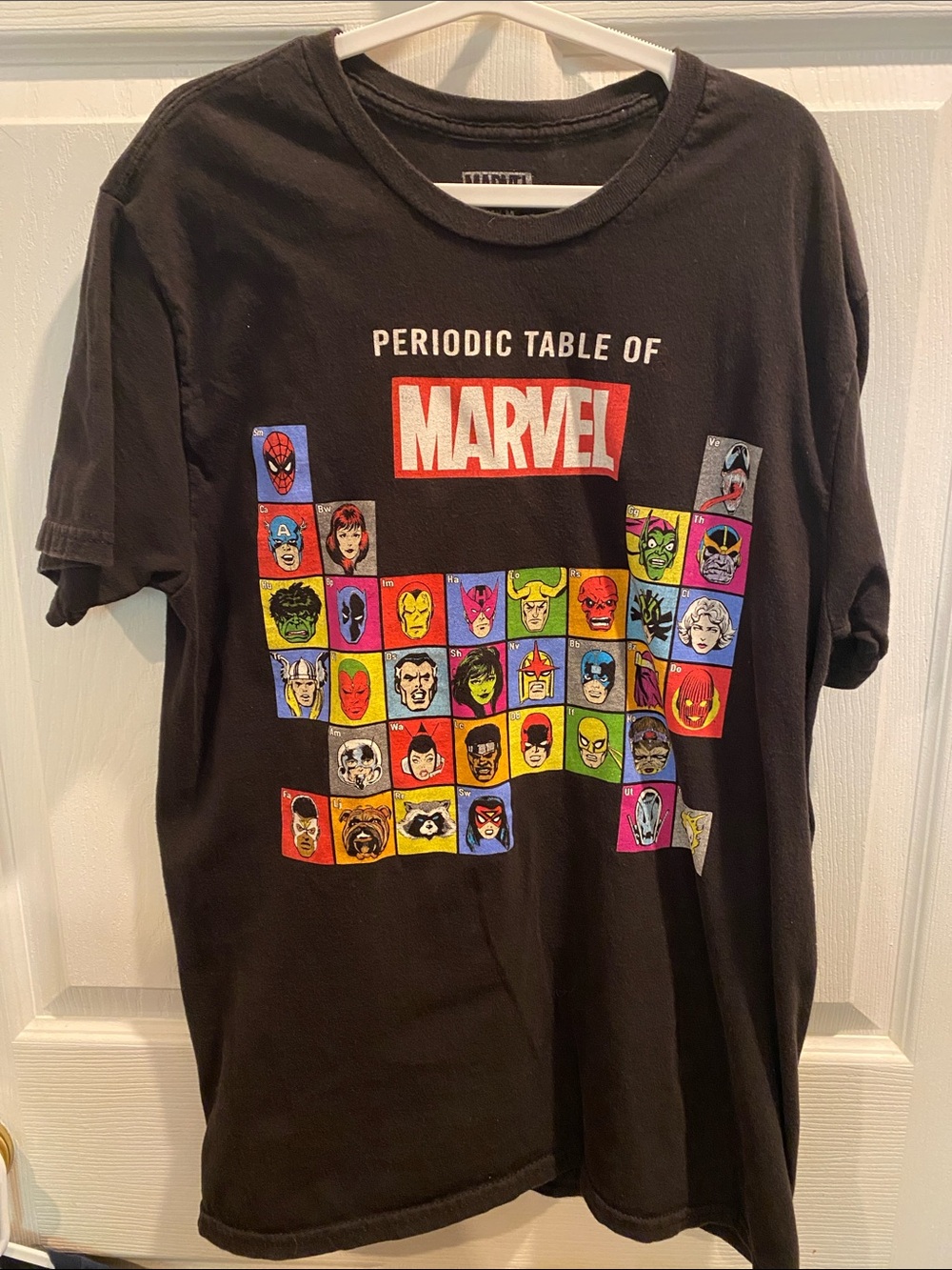 Marvel Black 'Periodic Table of Marvel' Graphic Tee for Kids size M
T-3